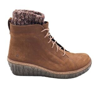 El Naturalista  Wedge Ankle Bootie US Size 7.5 Lace Up Leather Neutral Brown‎